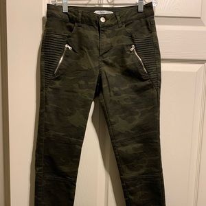 ZARA Power Stretch Camouflage Pants- Size 6